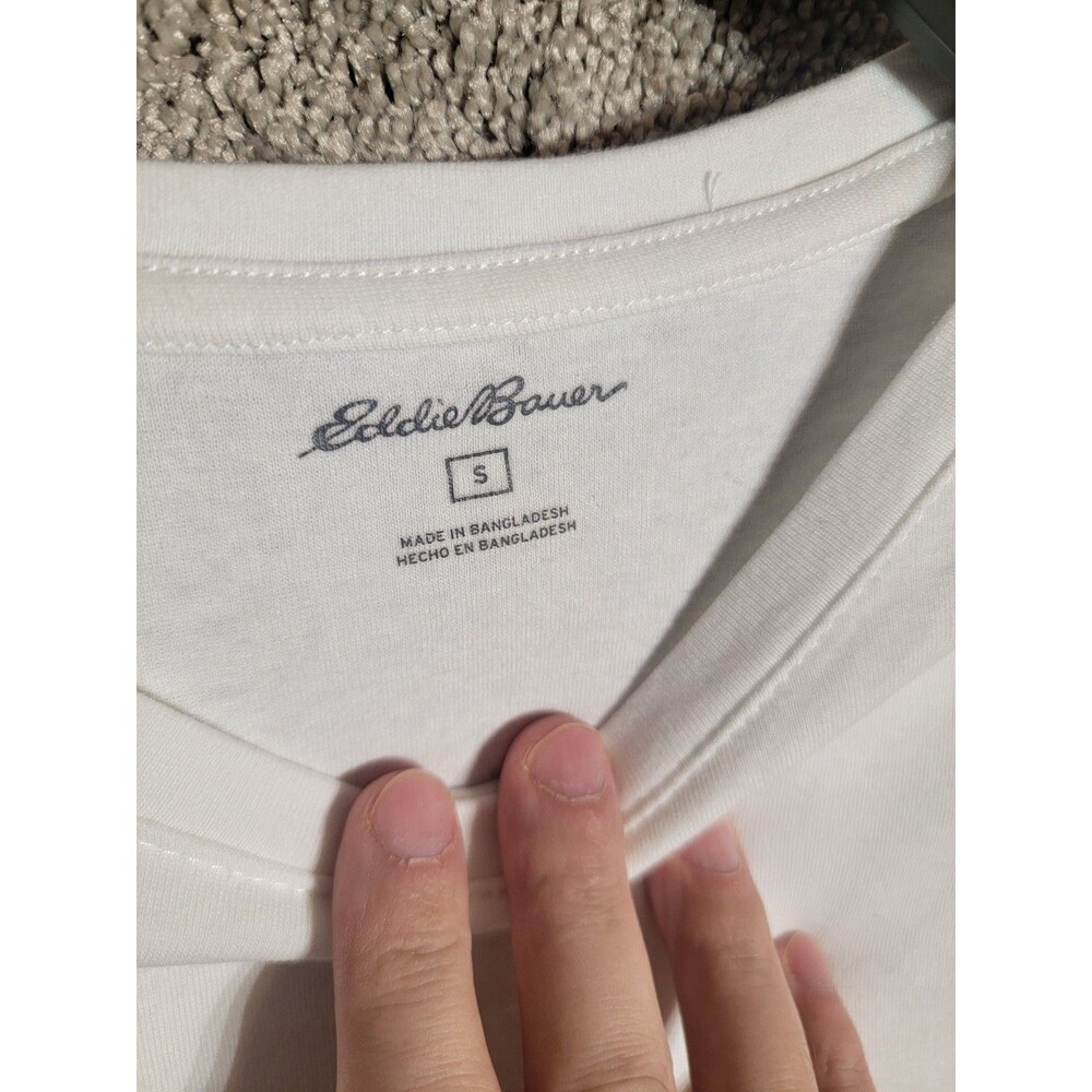Eddie Bauer Women's White Long Sleeve T Shirt Size Small - Picture 2 of 7